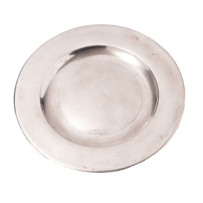 Set of three flat rim pewter plates (c. 1775-1800)