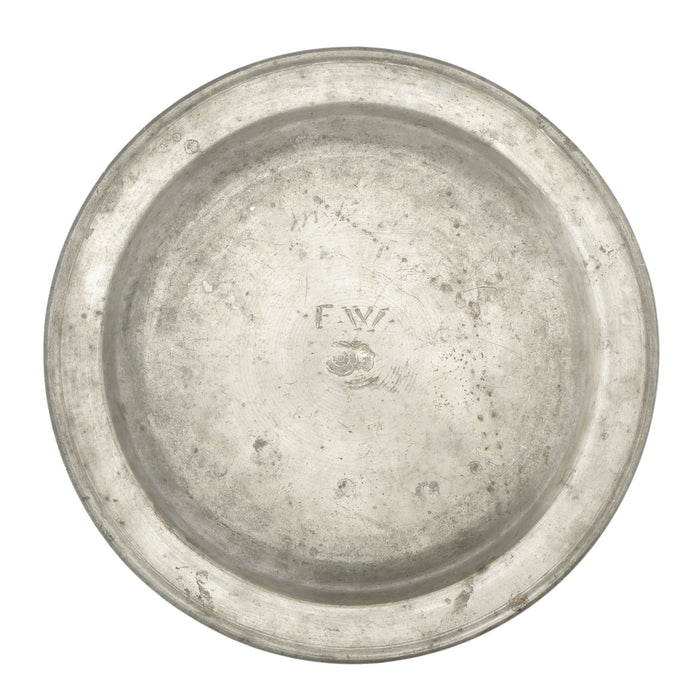 English pewter plate with beaded rim and touch mark on the reverse (1700's)