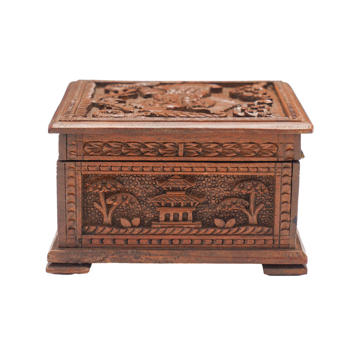 Hand carved Nepalese wood box with hinged lid (c. 1900-50)