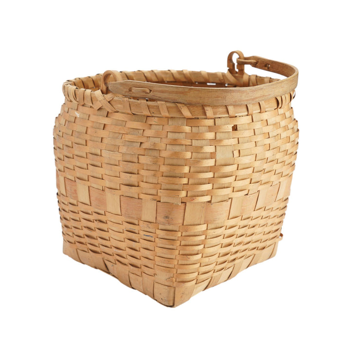 Native American ash basket with carved handle (1880-1910)