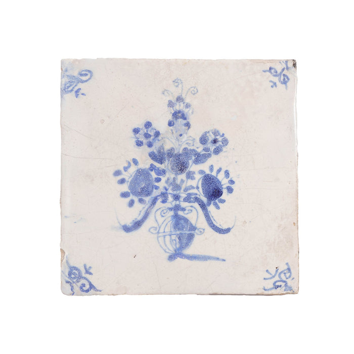 Set of 5 Delft faience tiles with tulips in an urn (c. 1600's)