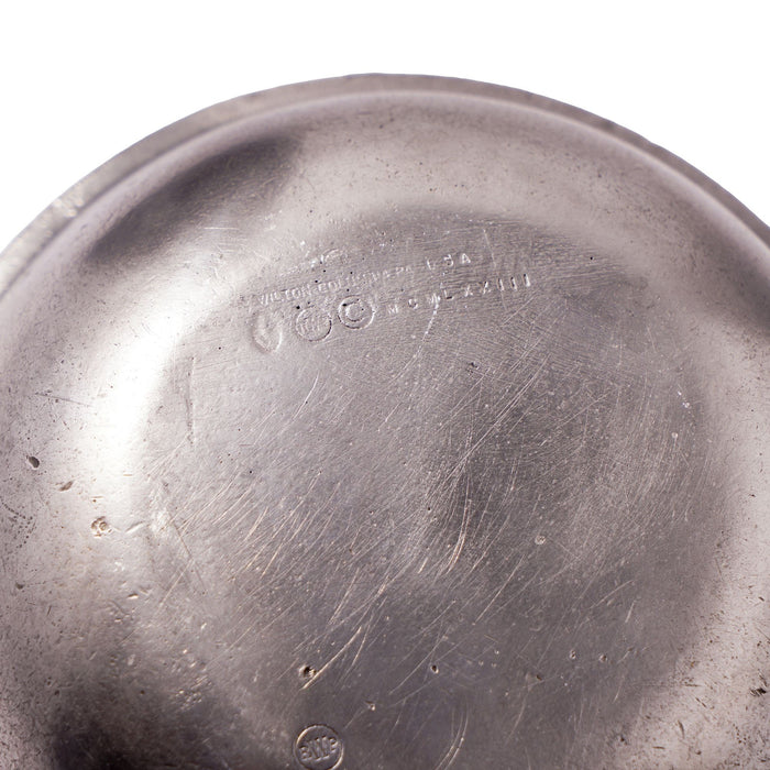 American armetale basin with beaded edge rim by Wilton RWP (1973)