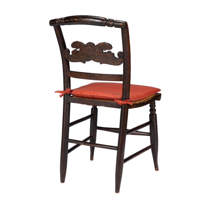 Connecticut Valley rush seat painted Hitchcock side chair (c. 1830)