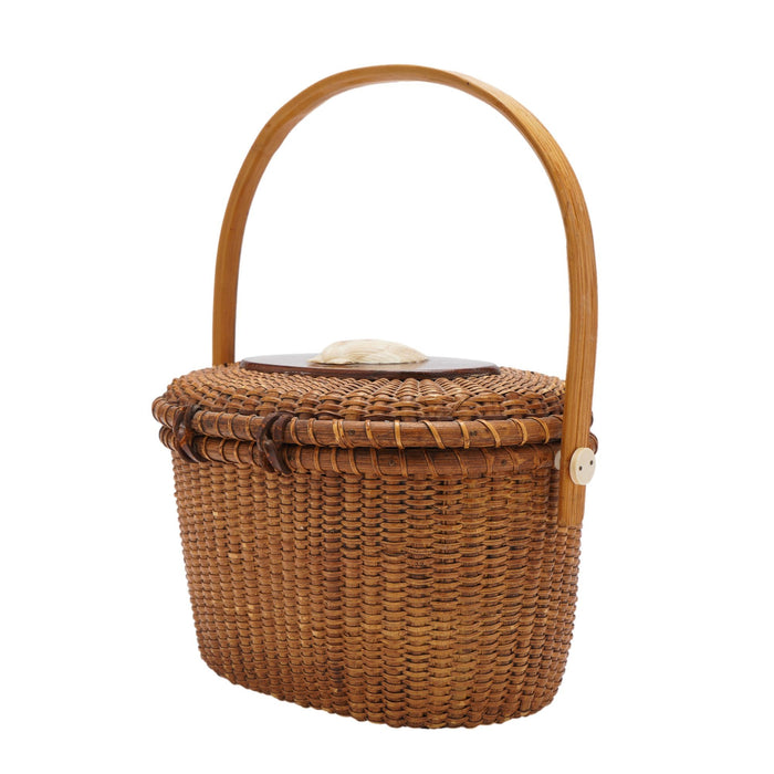 Farnum Nantucket lightship basket (1979)