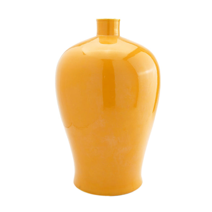 Large Chinese mei-ping form porcelain vase in Imperial yellow (1912-1949)