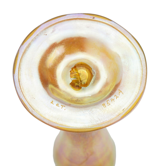 Gold Favrile trumpet vase by Louis Comfort Tiffany (1900)