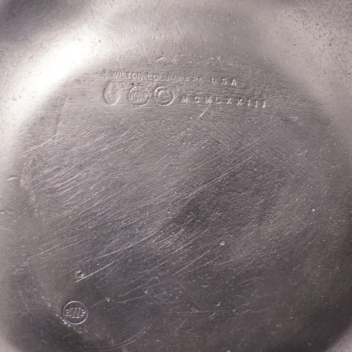 American armetale basin with beaded edge rim by Wilton RWP (1973)