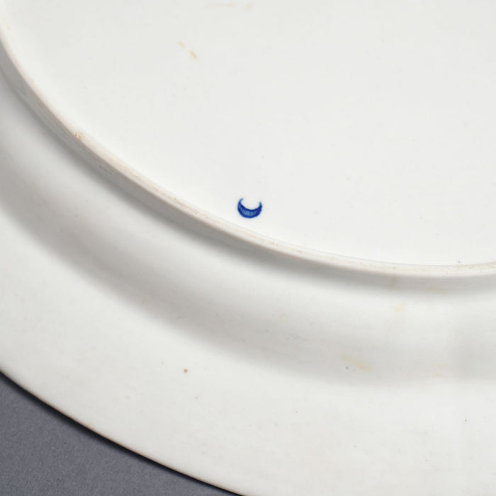 1st Period Worcester platter by Royal Worcester (1768-70)