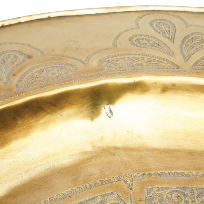 Large Moroccan engraved brass coffee tray (c. 1880-1910)