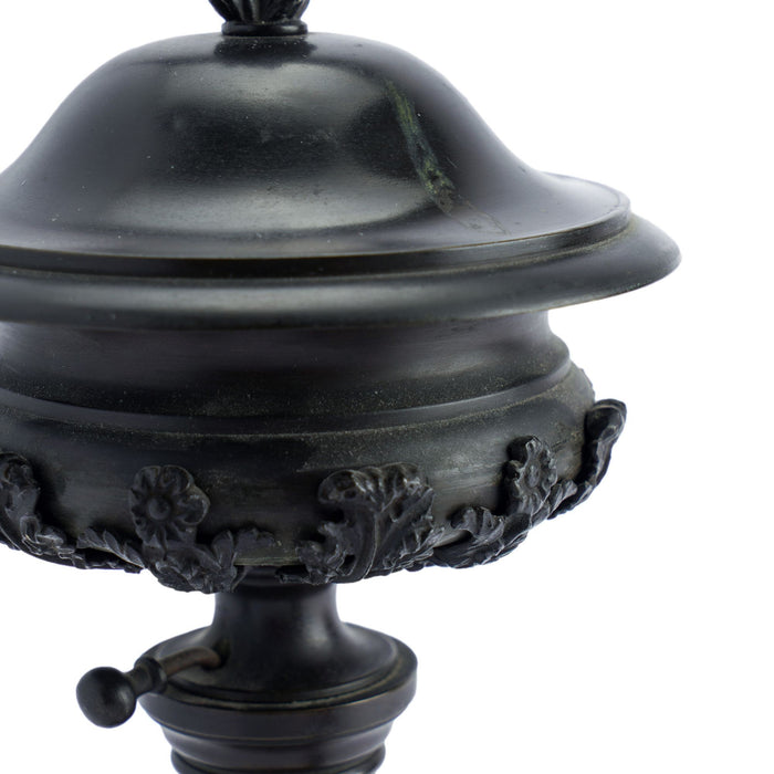 American cast bronze single arm Argand lamp with shade (1810-15)