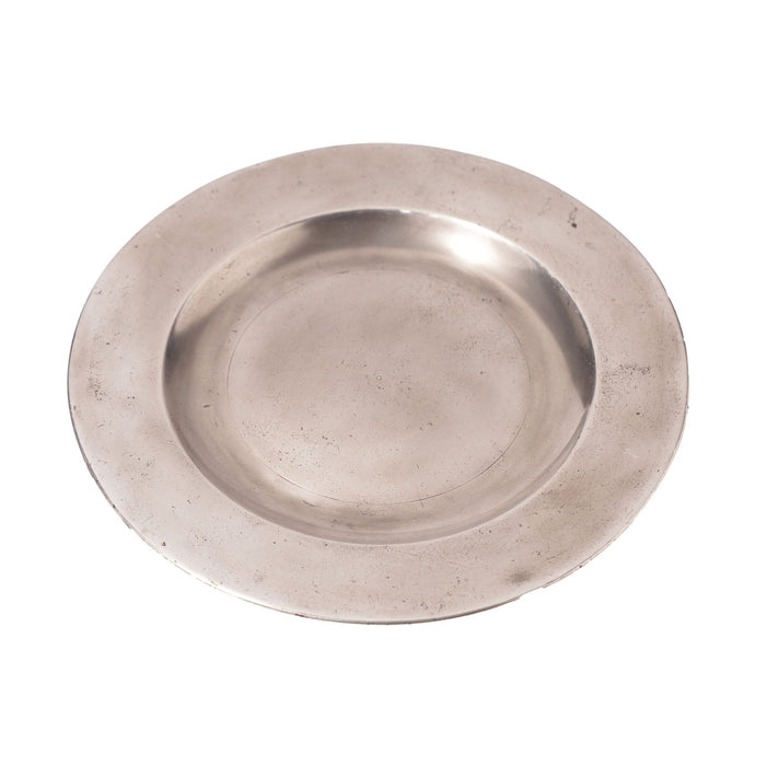 Set of three flat rim pewter plates (c. 1775-1800)