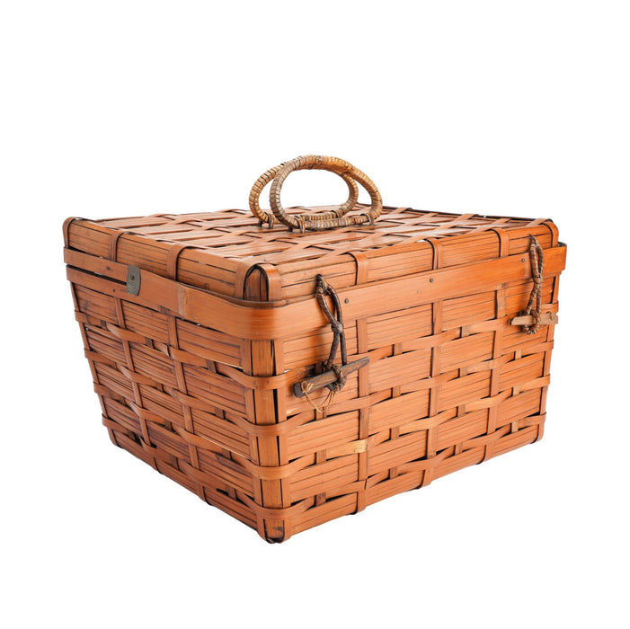 Vintage Japanese bamboo picnic basket (1925-50)