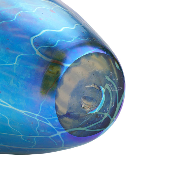 Iridescent blue blown glass vase by Mayauel Ward (2015)