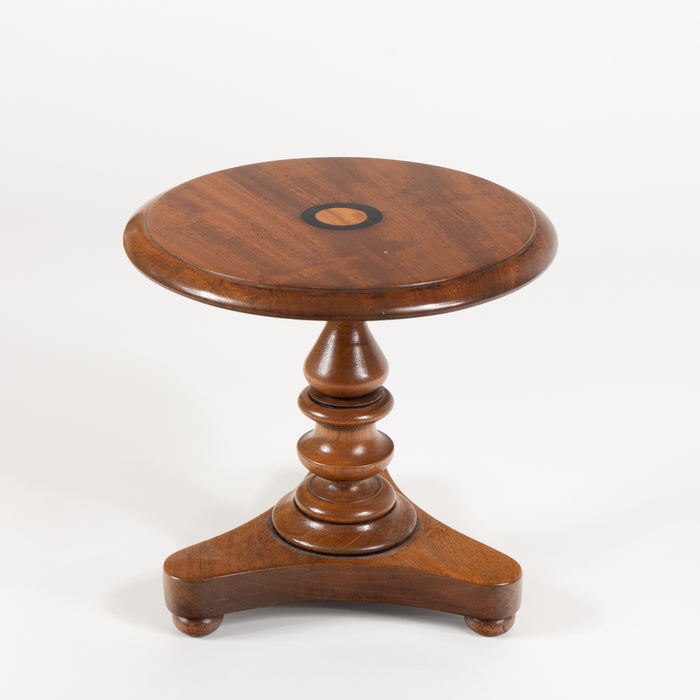 American miniature tilt top miniature table/candle stand attributed to Thomas Clowney (1840)