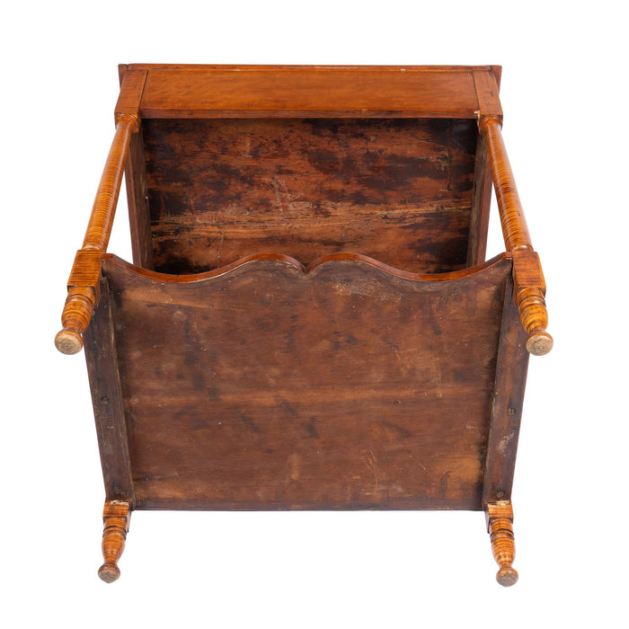 Philadelphia cherry wood dressing stand with splash on a conforming apron (1810-20)