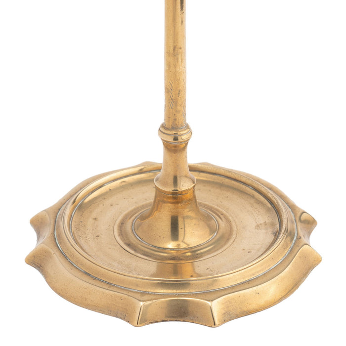 Italian cast brass single spout oil lamp with deflector (c. 1790)