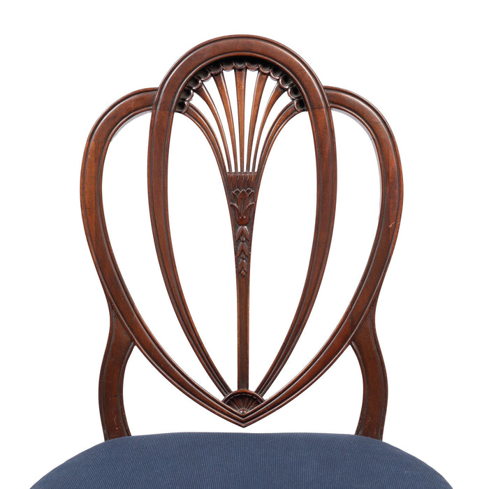 Pair of American Academic Revival Federal mahogany heart back side chairs (1900-25)