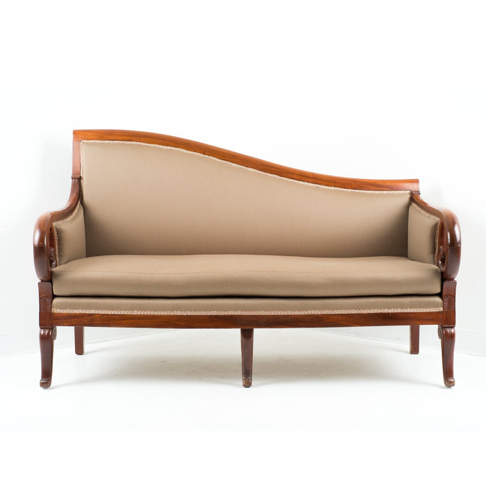 Neoclassic Cubus mahogany upholstered meridienne sofa (1820)