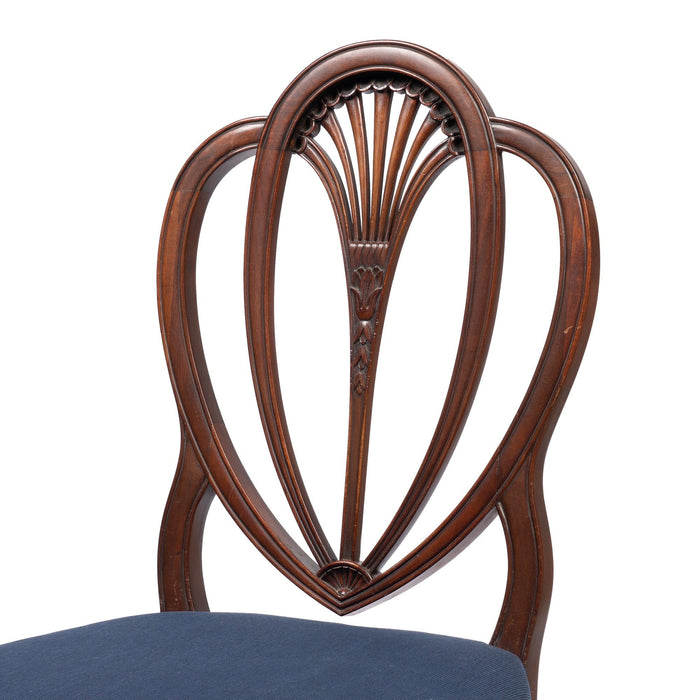 Pair of American Academic Revival Federal mahogany heart back side chairs (1900-25)