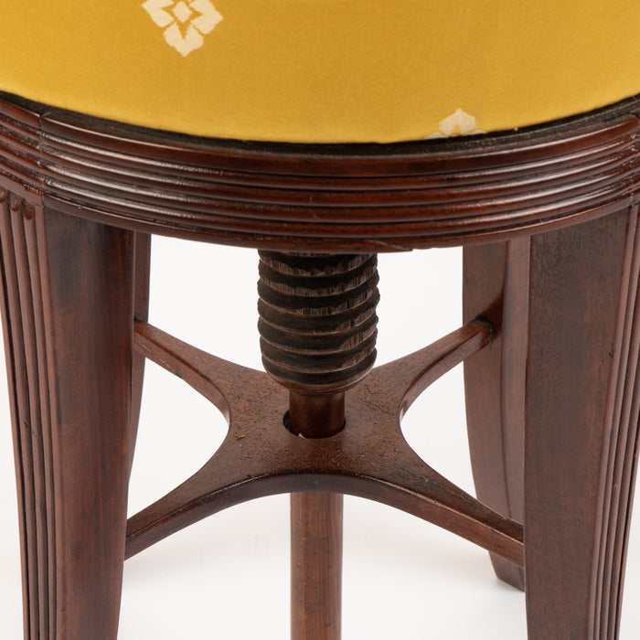 American Sheraton mahogany circular seat piano stool (1790-1800)