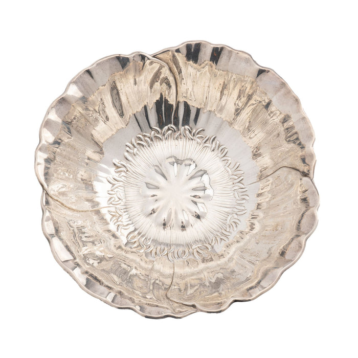 Hand hammered sterling silver bowl by Meriden Britannia Co (1893)