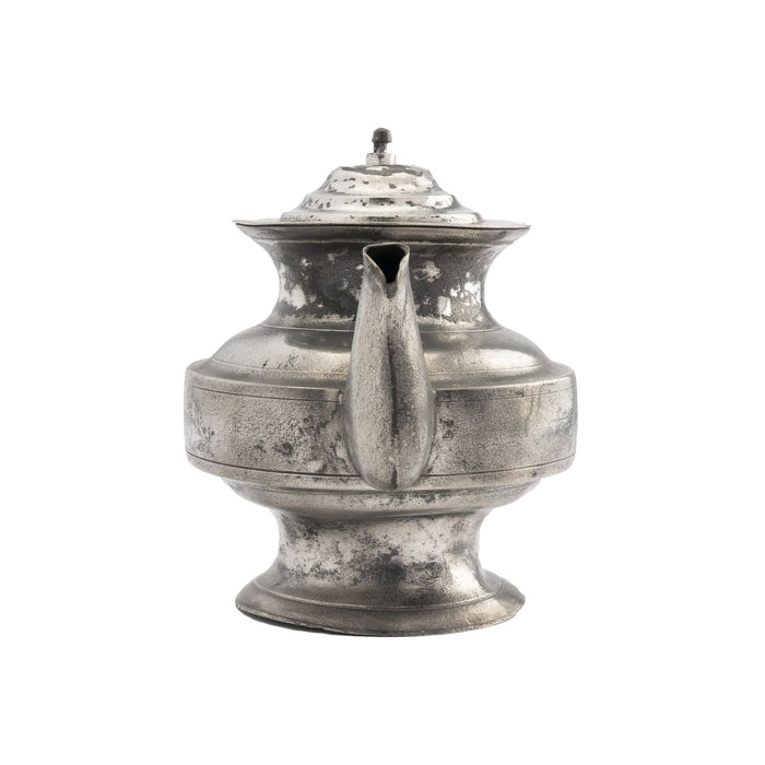 American pewter tea pot (1820)