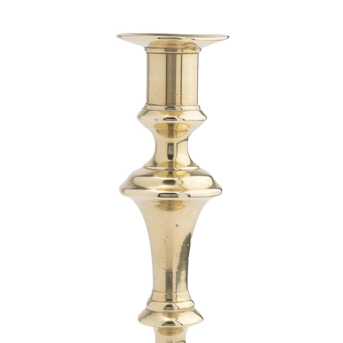 English Queen Anne brass candlestick with knob stem (1770)