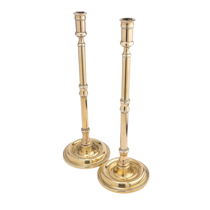 Pair of English cast brass tavern candlesticks (1850-1900)