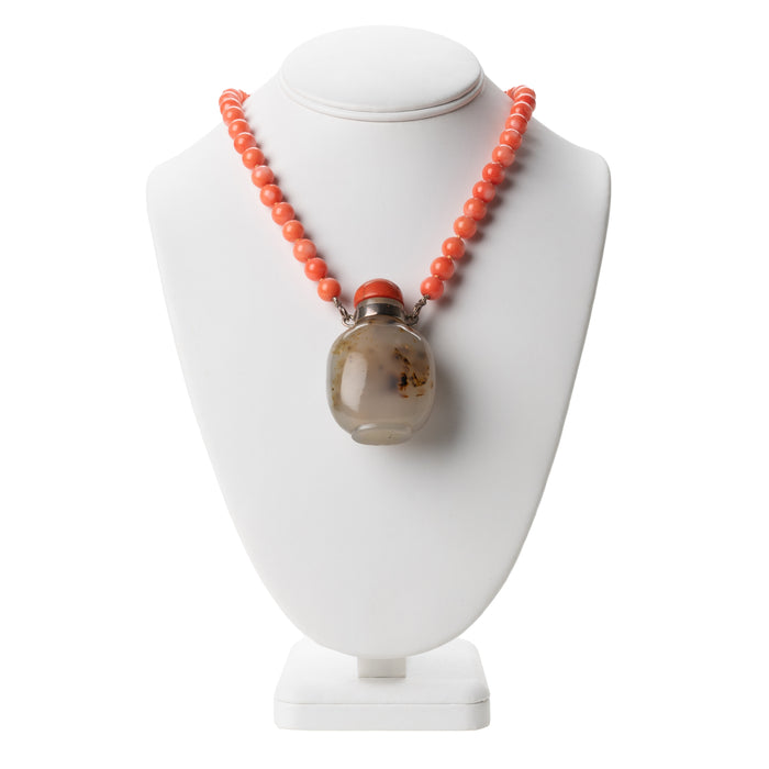 Chinese shadow agate snuff bottle necklace (1800's)