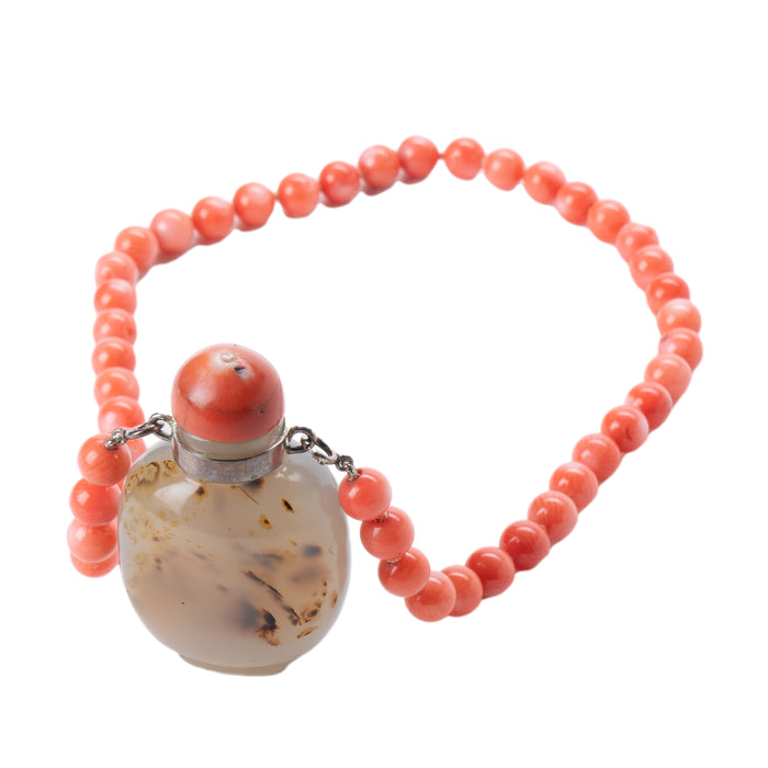 Chinese shadow agate snuff bottle necklace (1800's)