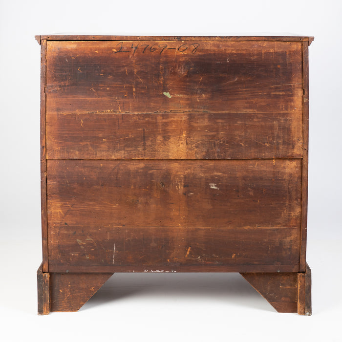 American Chippendale cherry chest of drawers (1770)