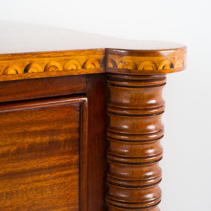 American Sheraton mahogany four drawer chest (c. 1810)