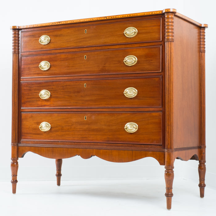 American Sheraton mahogany four drawer chest (1810)