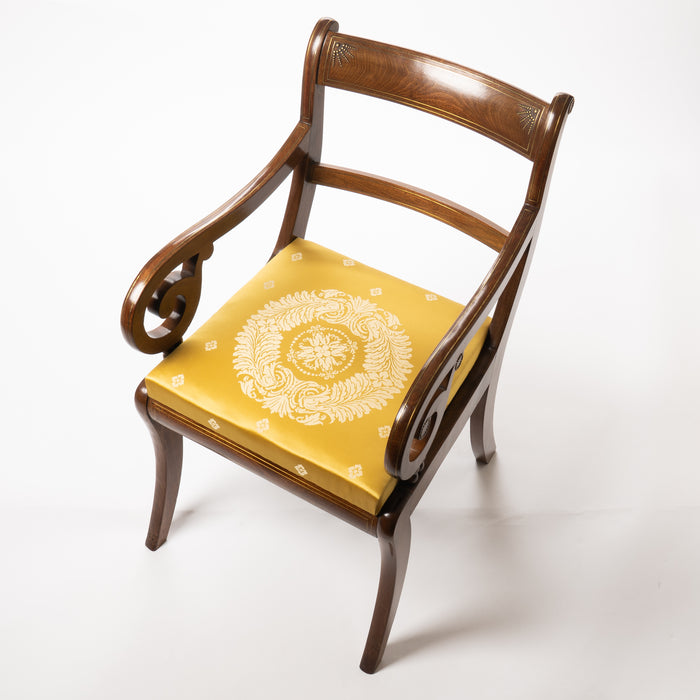 English mahogany arm chair with upholstered seat (c. 1820)