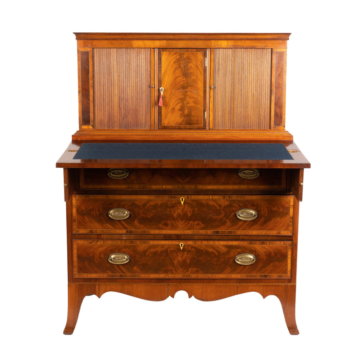 New England Hepplewhite tambour desk (1790)