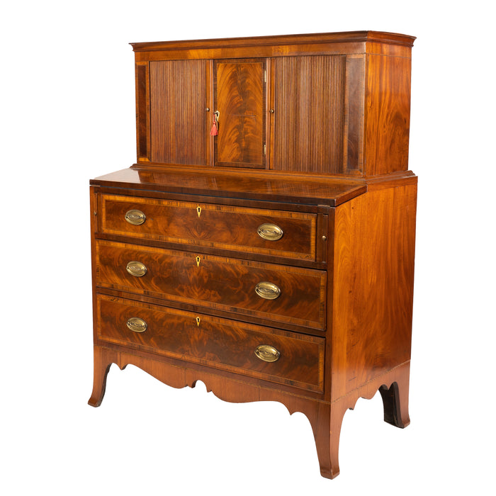 New England Hepplewhite tambour desk (1790)