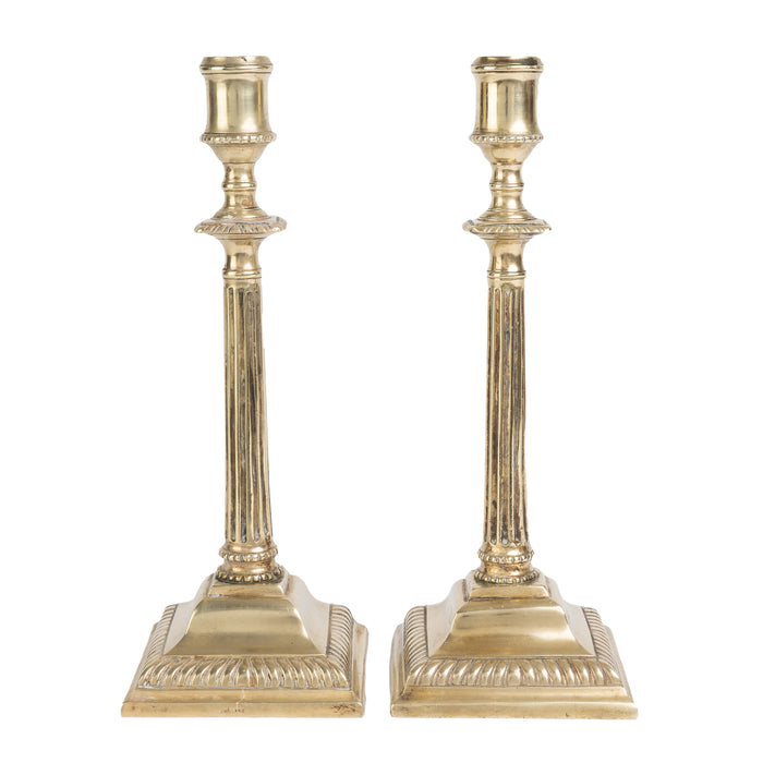 Pair of English Georgian cast brass fluted shaft candlesticks (c. 1790-1800)