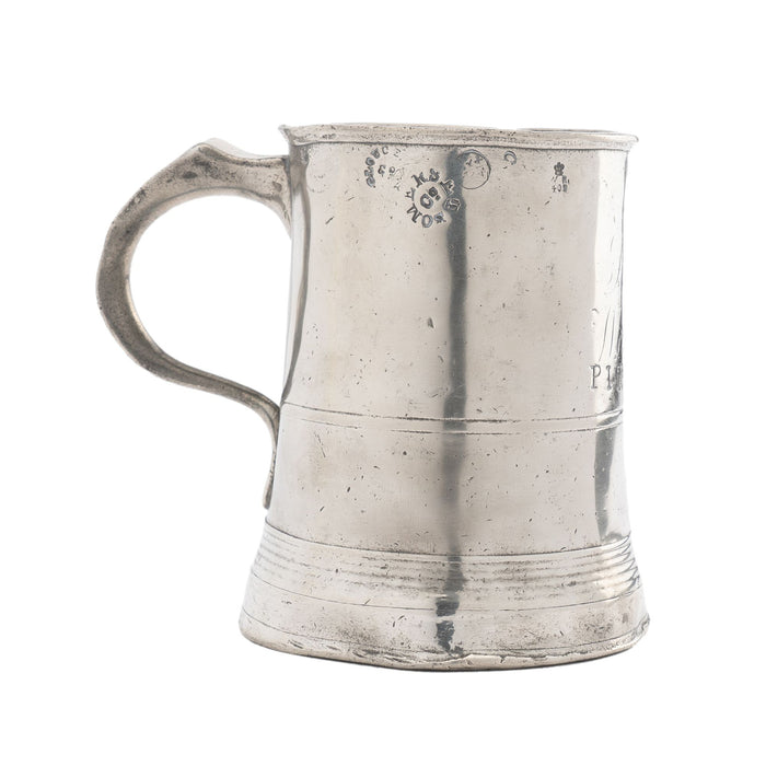 English George III pewter pint mug (1775-1800)
