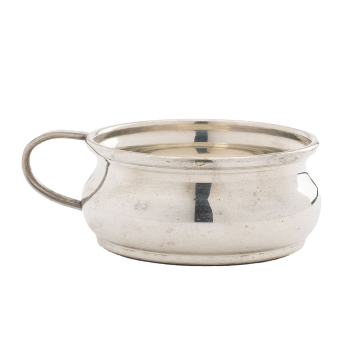 Polished pewter porringer by Queen Art Pewter (1900-50)