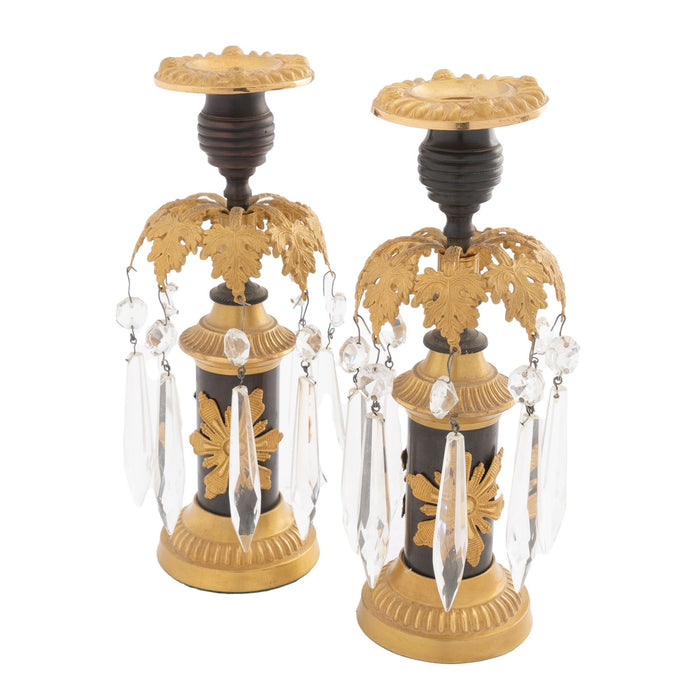 English Regency candlesticks with crystal lusters (1800)
