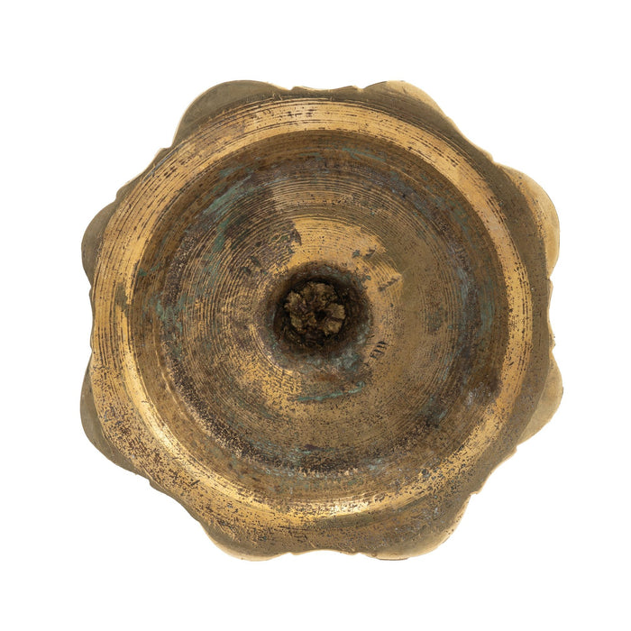 English Georgian canon barrel petal base candlestick (1760)
