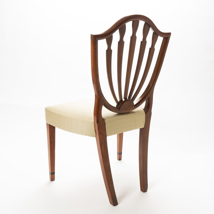 American mahogany shield back side chair with upholstered serpentine seat (c. 1790)