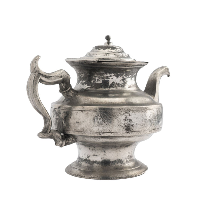 American pewter tea pot (1820)