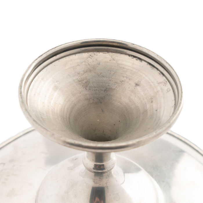 Pewter by Rice petal base taza (1900-50)