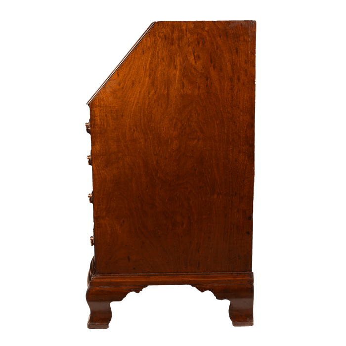 American Chippendale Swietenia Mahogany oxbow slant front desk (1780-1800)