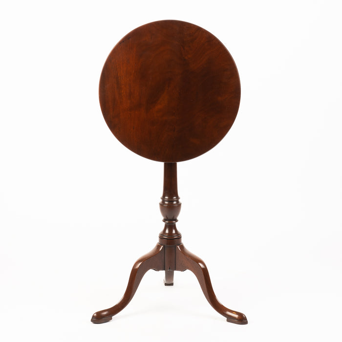 Chippendale mahogany circular tilt top candle stand (1770)