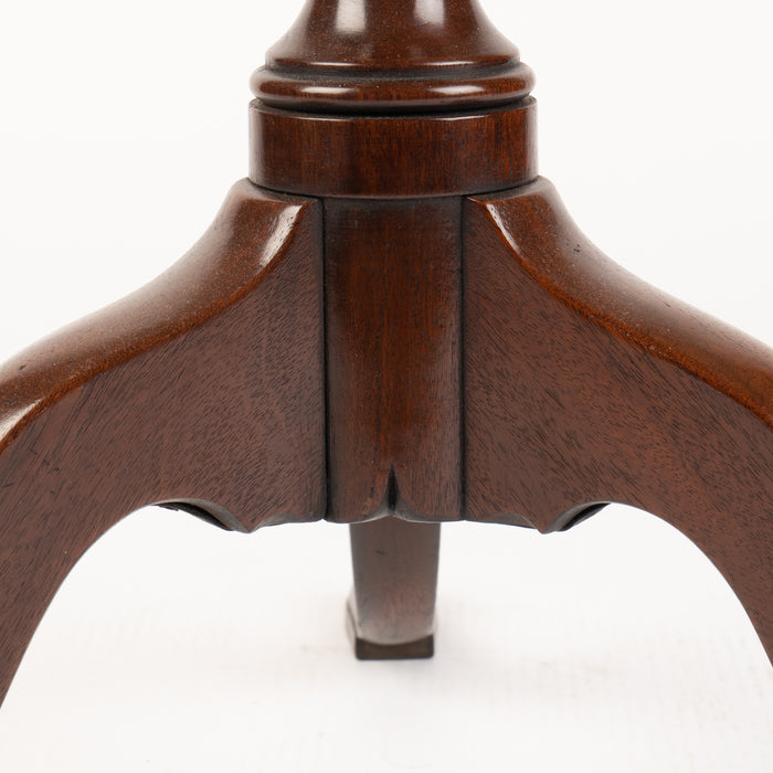 Chippendale mahogany circular tilt top candle stand (1770)