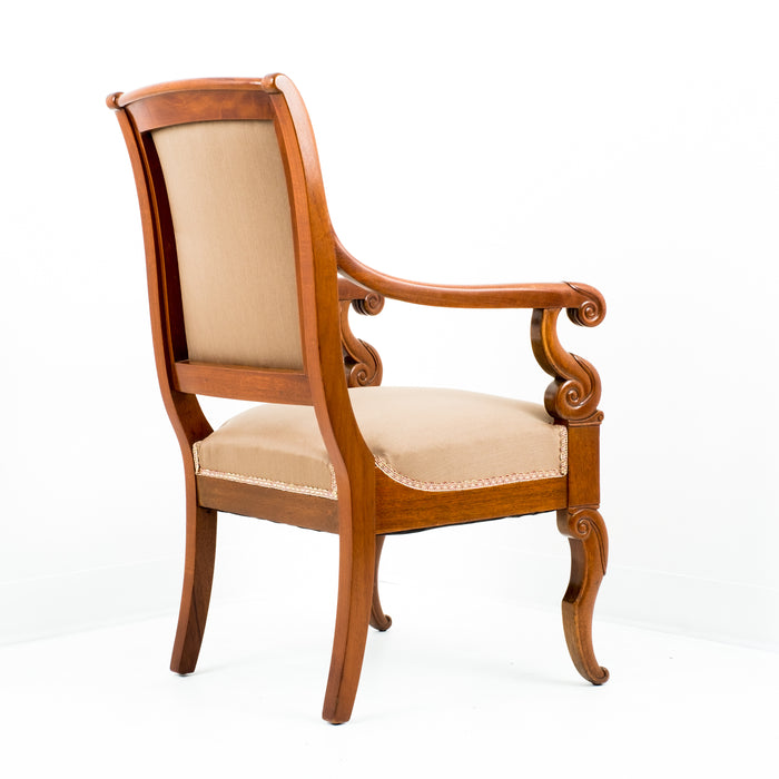 Pair of French Restoration mahogany fauteuils (c. 1820)