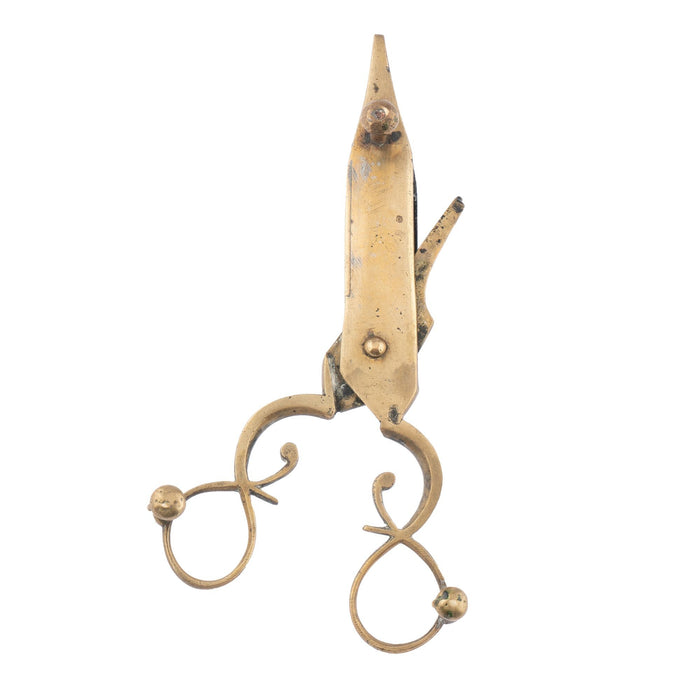 English brass wick trimmer (c. 1810)