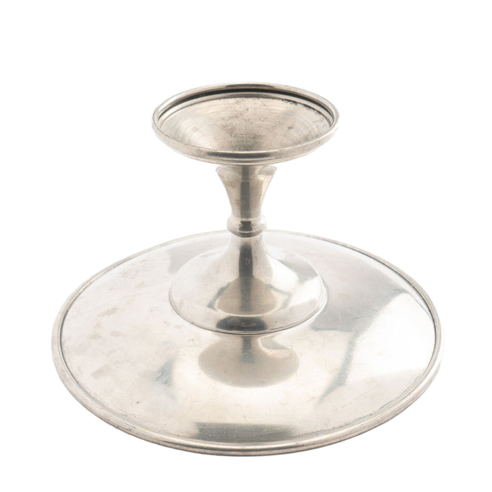 Pewter by Rice petal base taza (1900-50)